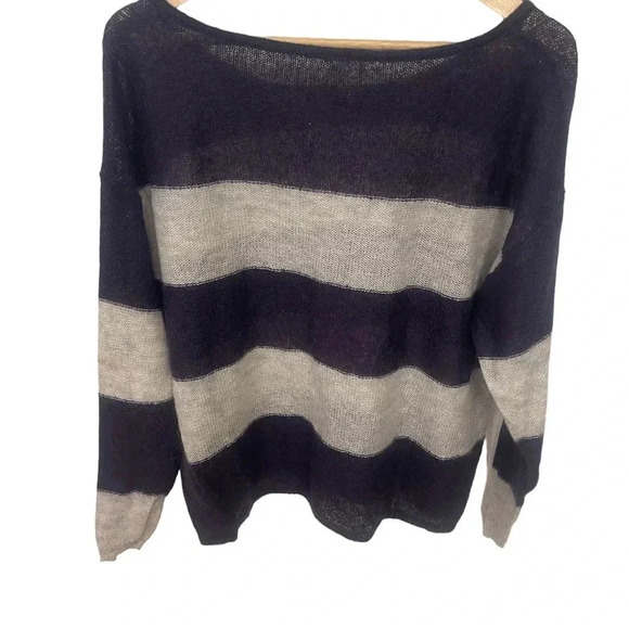 Free People fuzzy sweater size medium - Blue & White Stripes - Picture 2 of 5